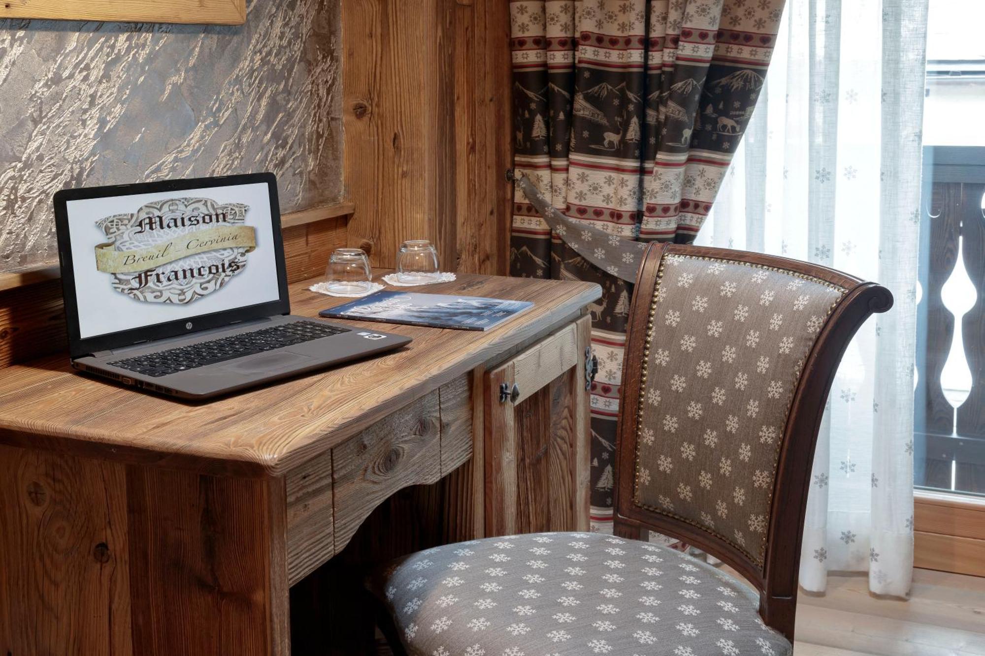 Francois Boutique Rooms - Matterhorn Retreat & Spa In Cervinia Breuil-Cervinia Exterior photo