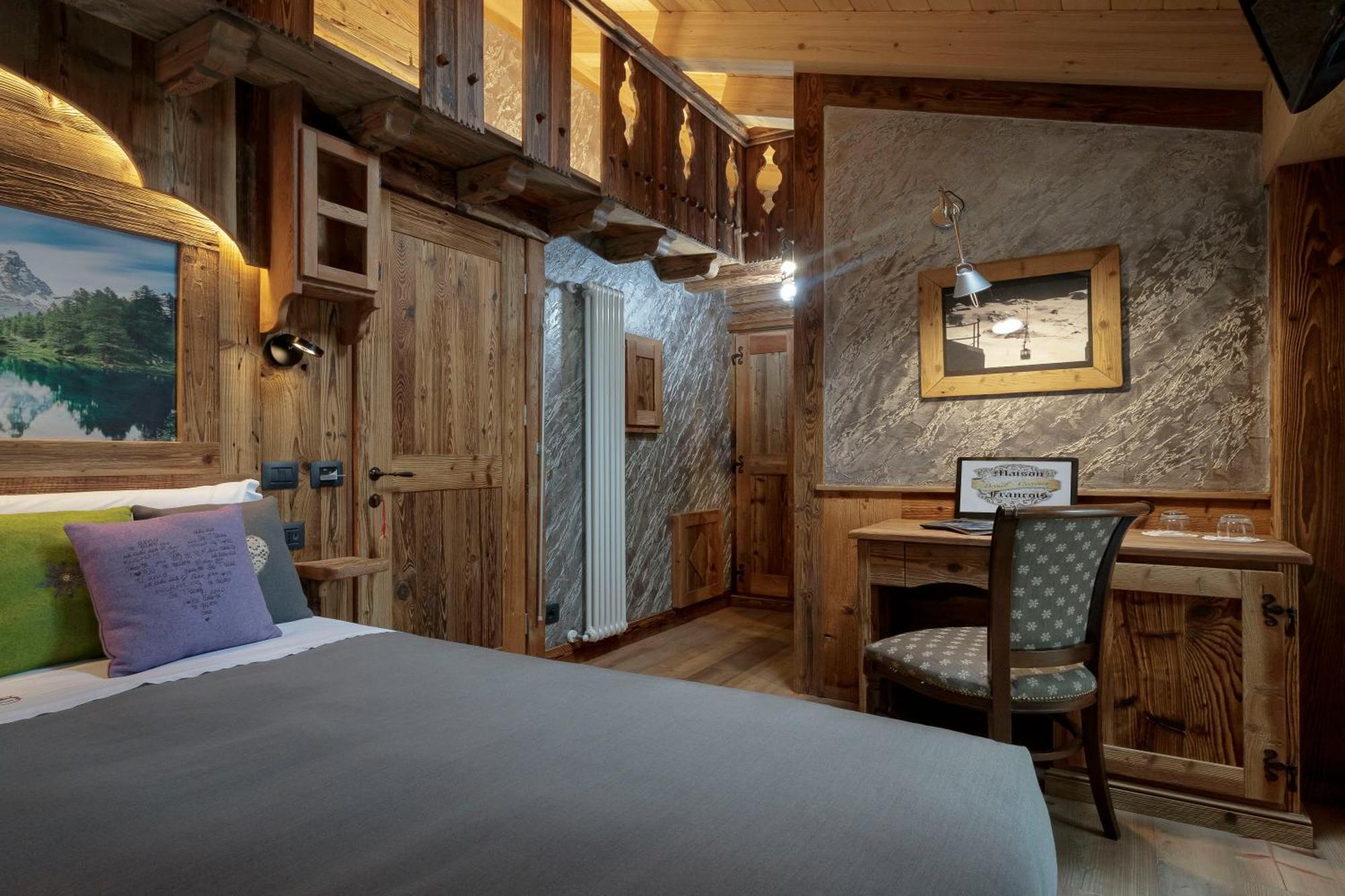 Francois Boutique Rooms - Matterhorn Retreat & Spa In Cervinia Breuil-Cervinia Exterior photo