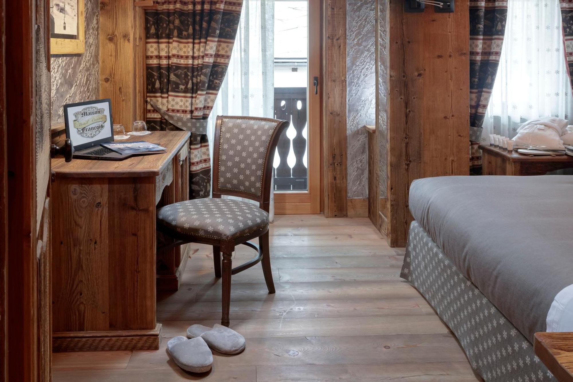 Francois Boutique Rooms - Matterhorn Retreat & Spa In Cervinia Breuil-Cervinia Exterior photo