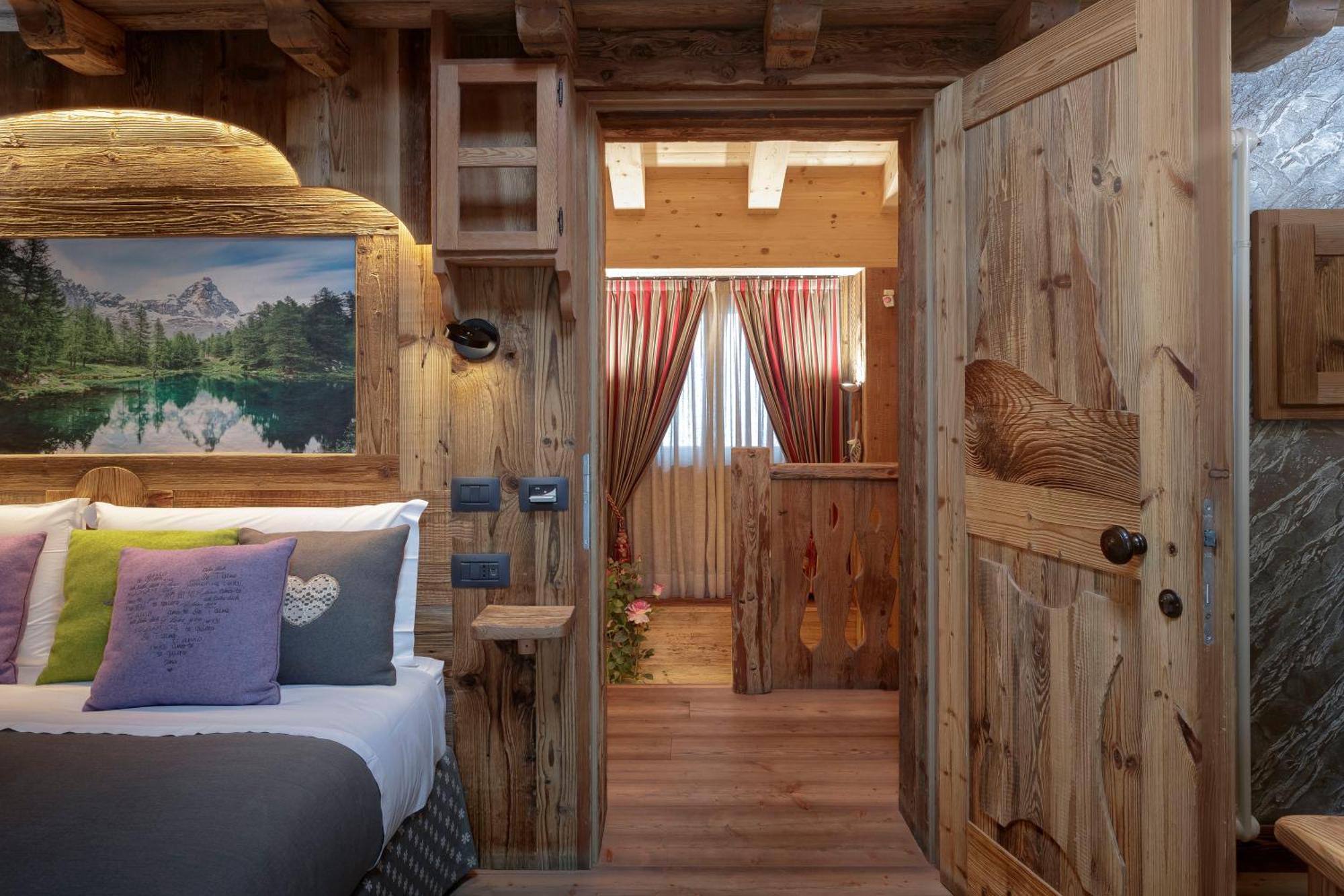 Francois Boutique Rooms - Matterhorn Retreat & Spa In Cervinia Breuil-Cervinia Exterior photo